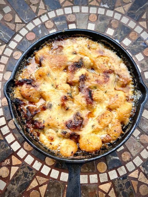 Honestly Tasty | Gourmet Gnocchi Mac and Cheese with Mushroom Bacon